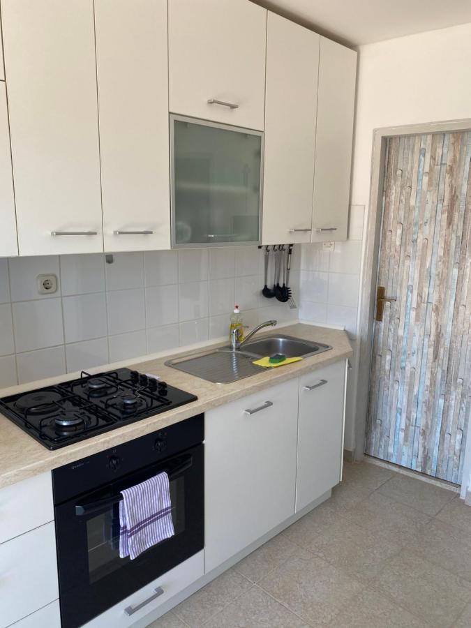Beachfront Apartment Vir Zewnętrze zdjęcie